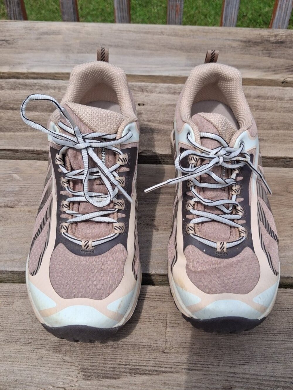 Women's Merrell Hiking Shoes Size 9 Comfort Sneakers J038998 Vibram